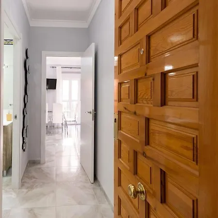 Apartamento Centro - Zona Arenal 아파트 *